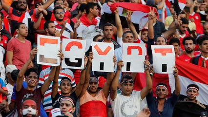 تأهل مصر إلى مونديال 2018 ينسي المصريين همومهم