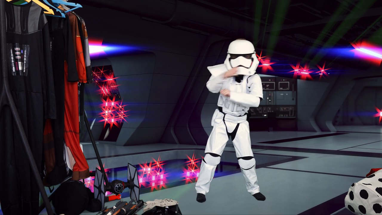 Star Wars Kids Costumes - Darth Vader, Chewbacca, Kylo Ren, Stormtrooper, Boba Fett, Princess Leia (1)