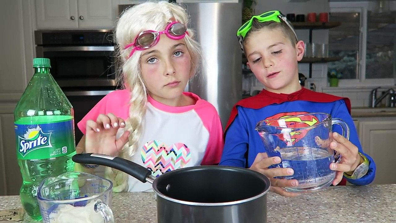 Frozen Elsa How To Make DIY Gummy Fish Bowl Pool Party Food Candy Aquarium Kids Cooking And Crafts