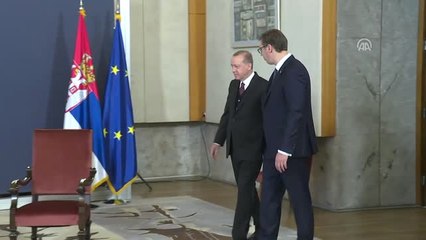 Descargar video: Cumhurbaşkanı Erdoğan, Sırbistan Cumhurbaşkanı Vucic ile Görüştü