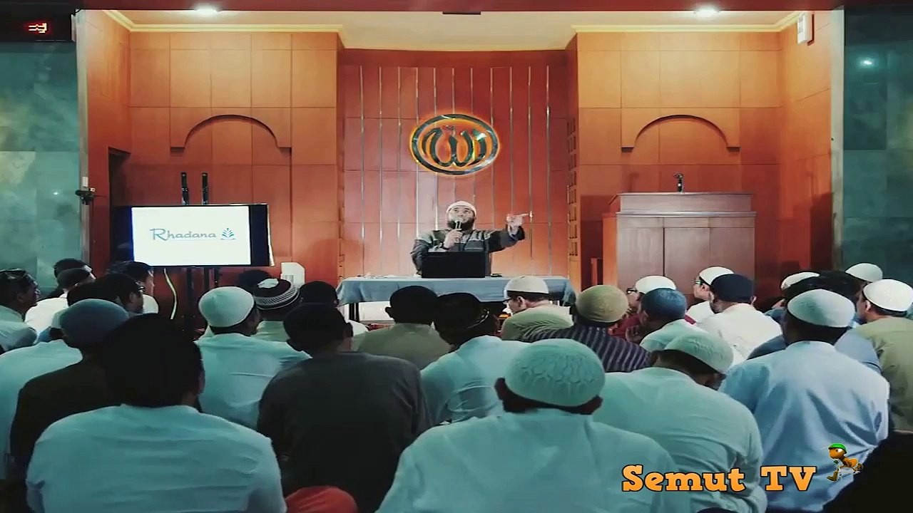 Bodoh Kalau Kalian Takut Sama Iblis dan Setan!!! Ini Pejelasan Ilmiah nya ~ ~ Ustadz DR Khalid Basalamah,MA