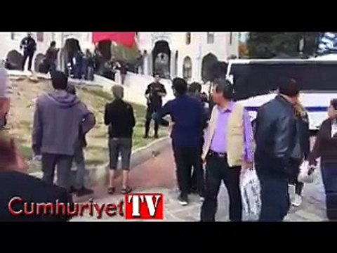 Beyazıt'taki Ankara Katliamı anmasına polis müdahalesi: Gözaltılar var