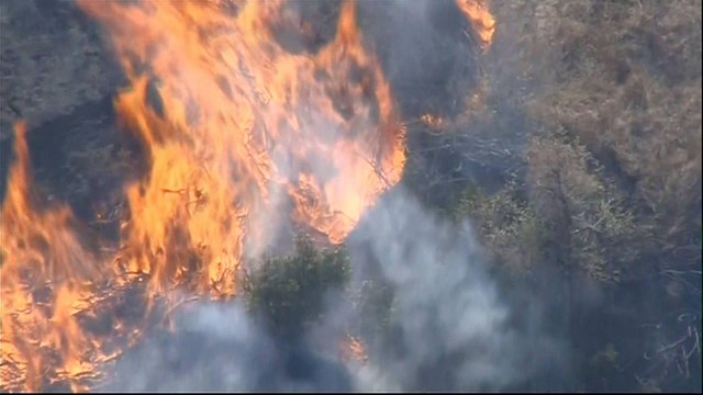 California wildfires: Homes and hospitals evacuated