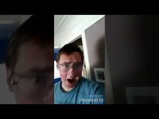 Out of sync musical.ly lol slow hands Niall Horan