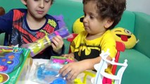 Paulinho Fazendo Cupcakes de Massinha de Modelar Play-Doh - Infantil Em Português