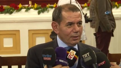 Dursun Özbek: "Galatasaray Lisesi 150 Yıldır Ülkeye Önemli İsimler Yetiştirmiş Bir Kurumdur"