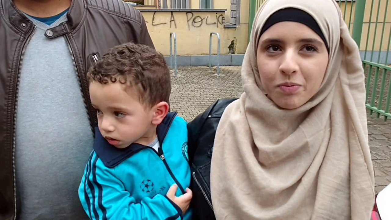 Maman, Papa, Bébé A La Consultation Des Nourrissons De Houdeng