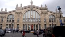 Fransa'da Genelinde 130 Şehirde Memurlar Greve Gitti