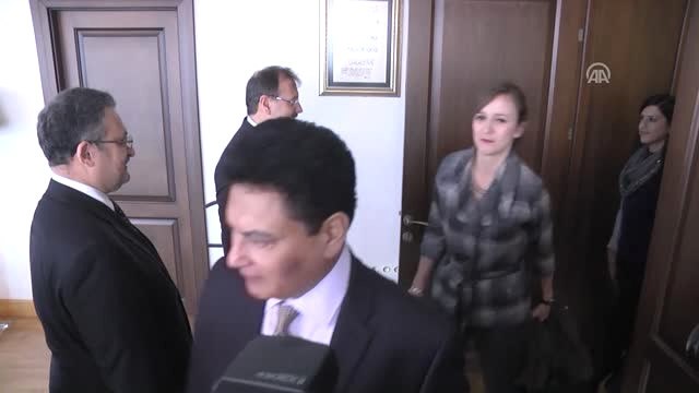 Başbakan Yardımcısı Çavuşoğlu, Pakistanlı Basın Heyetini Kabul Etti