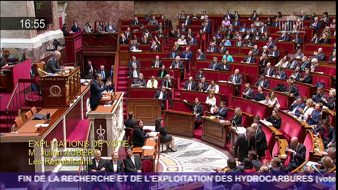 Julien Aubert critique la loi sur la fin des hydrocarbures