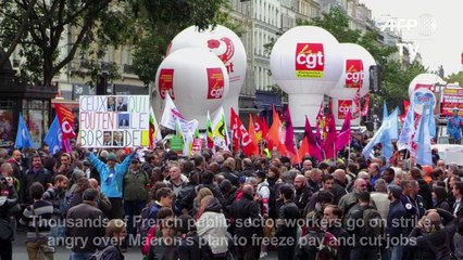 Public sector workers angry at Macron protest in Paris