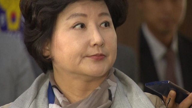 가수 故 김광석 아내 서해순 씨 경찰 출석... 의혹 없다 / YTN