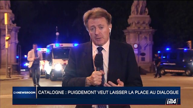 Catalogne: Carles Puigdemont suspend l'indépendance au profit du dialogue