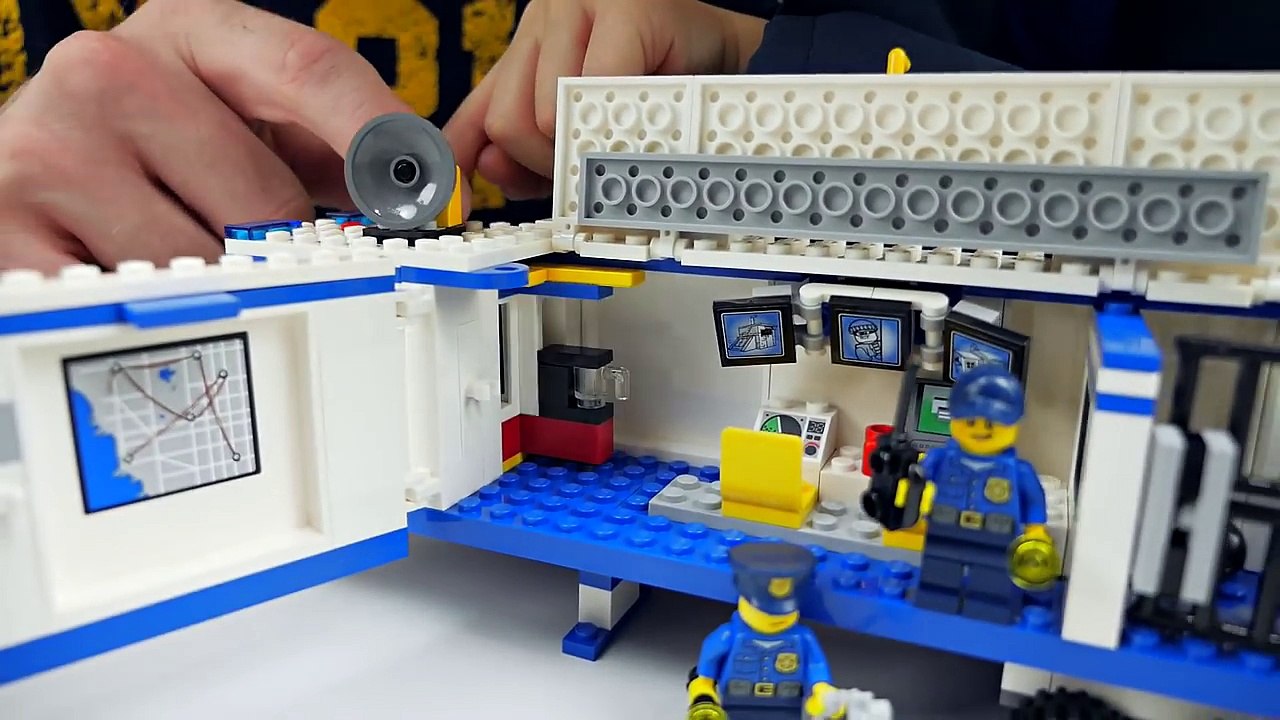 ЛЕГО СИТИ ПОЛИЦИЯ. Собираем Полицейский участок Лего Грузовик. LEGO CITY Mobile Police Unit 60044