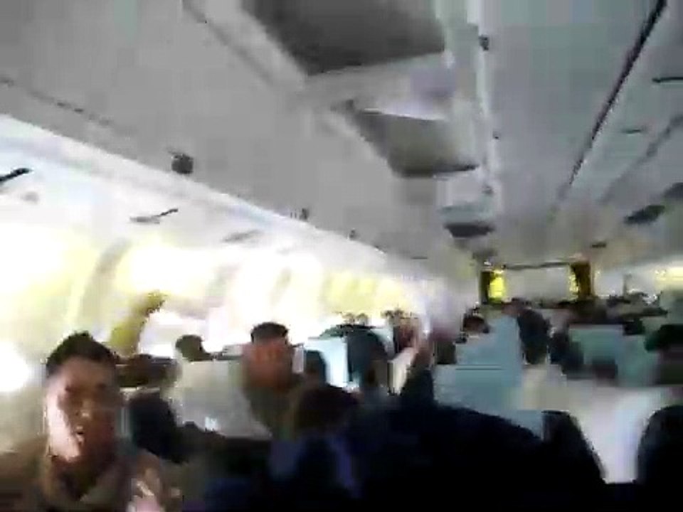 Marines Celebrate Returning Home With a Huge Pillow Fight Aboard the Airplane