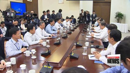Pres. Moon pledges to fulfill proposed reforms, has lunch with 'five next-in-command'