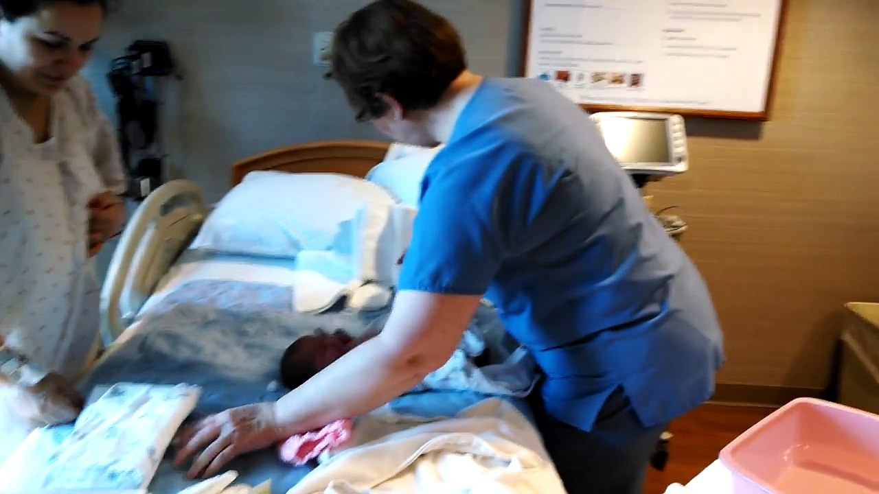 How to care for a newborn baby new