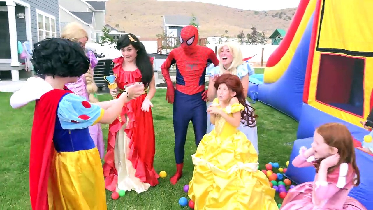 STOLEN Disney Princess Carriage! Harley Quinn steals Frozen Elsa Baby Cinderellas Car! Spiderman!
