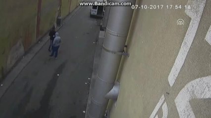 V For Vandetta" Maskesiyle Gasp Girişimi