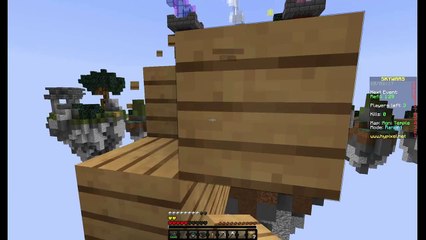 Not even looking @me- how is this @hypixel @mojang