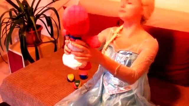 Frozen hamil elsa pregnant spiderman hamil spidergirl spiderbaby Doctor SuperHero in Real Life Fun
