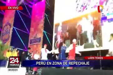 Hinchas se reúnen en varios puntos de la capital para celebrar empate de Perú vs. Colombia