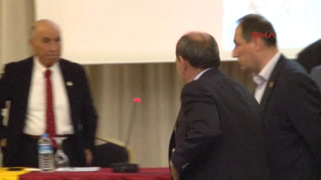 Galatasaray'da Olağan Divan Toplantısı Başladı