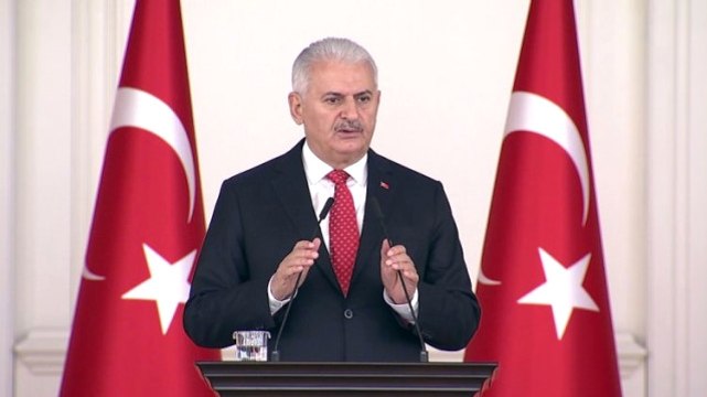 Başbakan Yıldırım, Valileri Karşısına Alıp Uyardı: Hata Yapın Ama Hainlik Yapmayın
