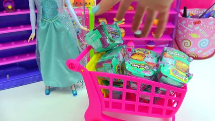 Glow In The Dark Shopkins + Frozen Queen Elsa Shopping For Surprise Blind Bags