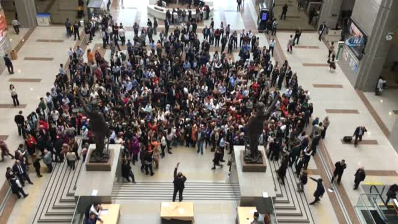 İstanbul Adalet Sarayı'nda Zabıt Katiplerin İkinci Klavye Sınavı Yoğunluk Oluşturdu