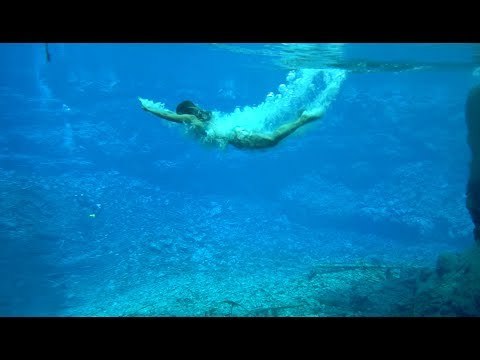 Thrill-Seeker Films Scenic Adventure in the Blue Pools of Oregon