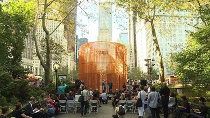 L'artiste chinois Ai Weiwei honore New York, fief pro-migrant