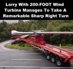 Le conducteur de ce camion de 60m de long est incroyable