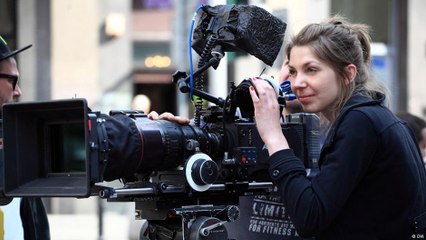 Mulheres lutam por oportunidades no setor cultural da Alemanha