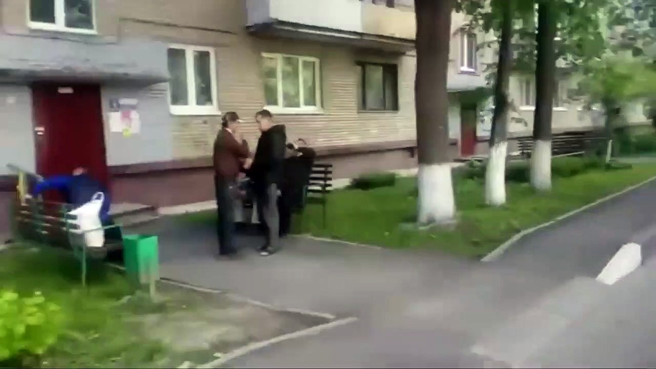 Le générique légendaire de la série "Friends" version russe !