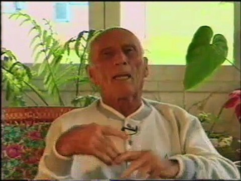 Gracie Jiu-Jitsu Advanced Vol. 4 (Bonus) Helio Gracie - The Father of Brazilian Jiu-Jitsu