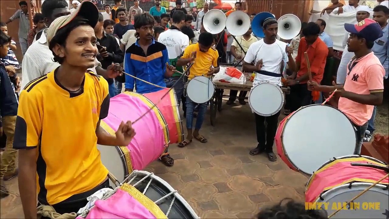 नासिक ढोल ताशा बैंजो सबसे ज़बरदस्त | Salami Video | 2017