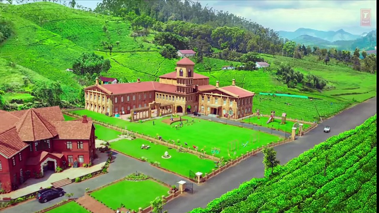 Maine Tujhko Dekha Lyrical Video Song - Golmaal Again