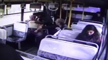 Rahatsızlanan Kişi, Halk Otobüsüyle Hastaneye Kaldırıldı
