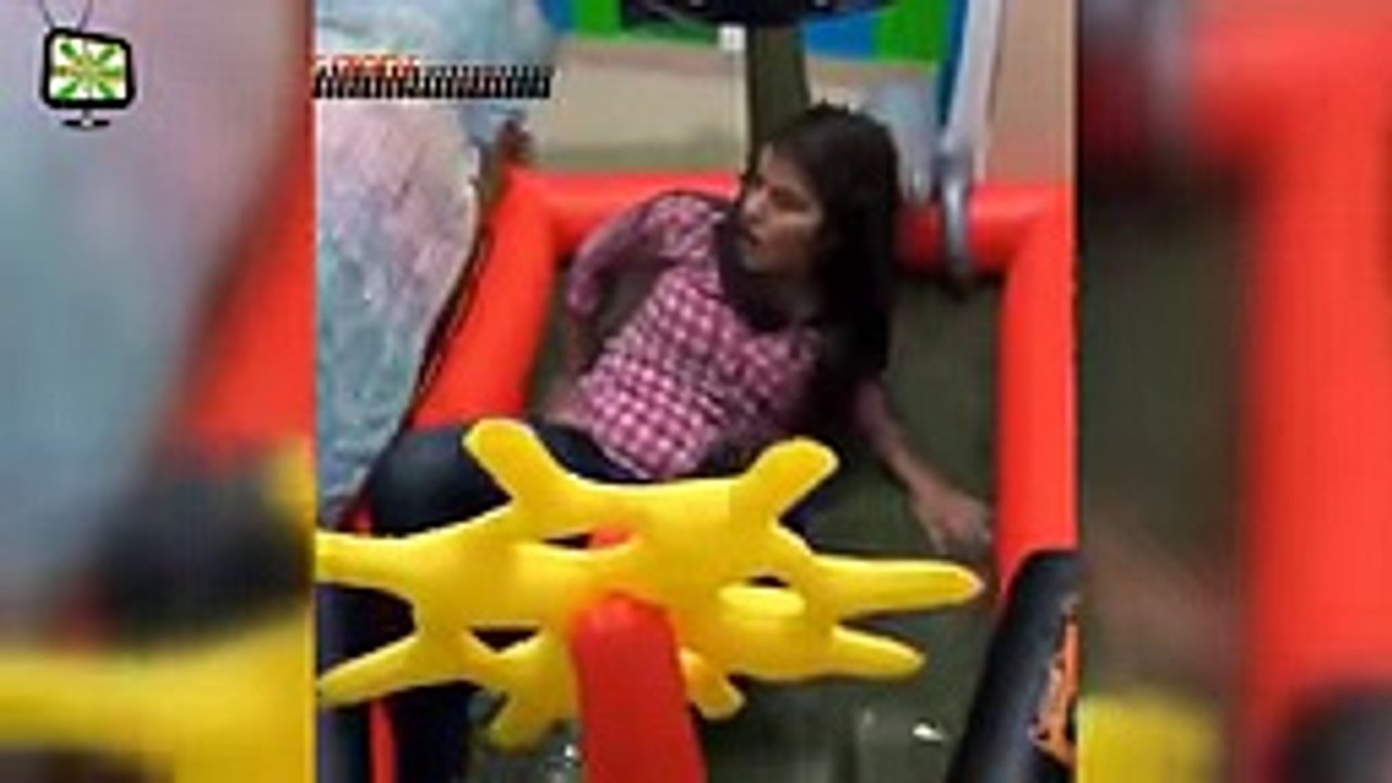 People Getting Scared HILARIOUS
