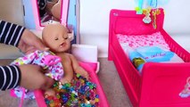 Baby Doll Bath time - Baby Born pee, bath, sleep time, feeding time PlayToys