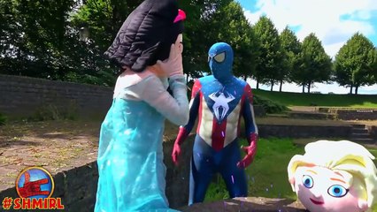 ❤ FROZEN ELSA LOSES HER HEAD! w/ Spiderman & Frozen Elsa Loses her head in well! Amazing Superheroes