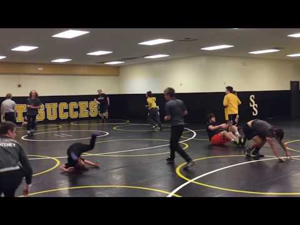 Daton Fix Getting Loose Before Practice