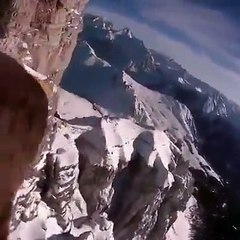 Eagle - イーグル- イーグルに取り付けられたカメラから見る