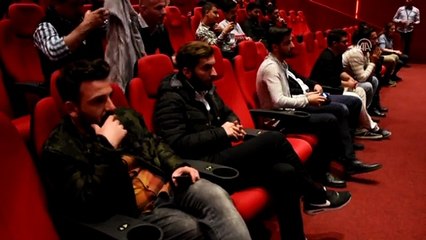 Kurtlar Vadisi Oyuncuları Hayranlarıyla Bir Araya Geldi