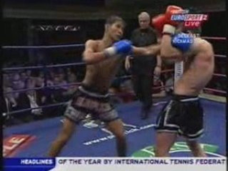 Sudsakorn  vs Rob Storey
