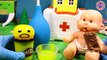 Куклы пупсики видео для детей как мама Доктор ставит уколы Дочки матери и Игры для девочек