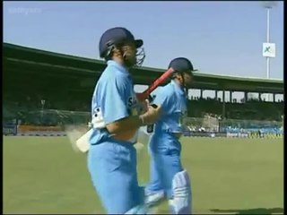 India v Pakistan Samsung Cup 2004 1st ODI