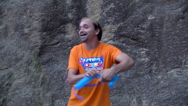 Perrito de globoflexia, figuras fáciles con globos