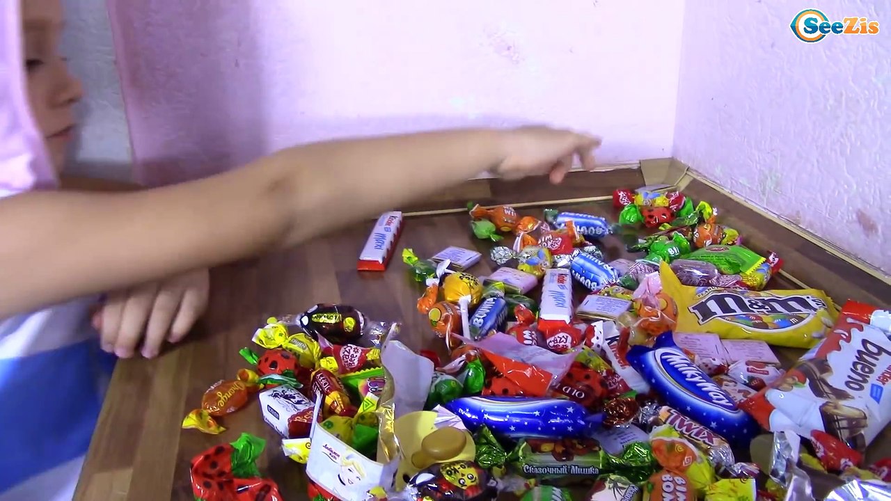 BAD BABY Review Yaroslava Play ИГРАЕМ в ДОКТОРА делаем УКОЛ ВРЕДНЫЕ ДЕТКИ Видео для детей Tiki Taki